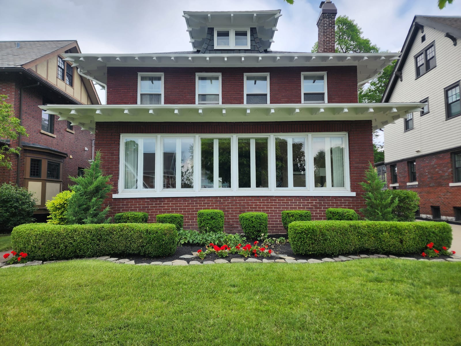 Brick craftsman curb appeal